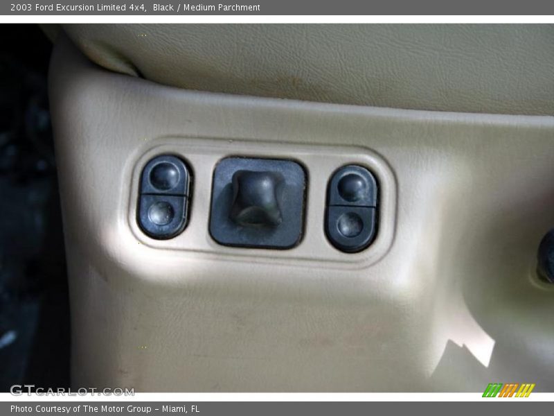 Black / Medium Parchment 2003 Ford Excursion Limited 4x4