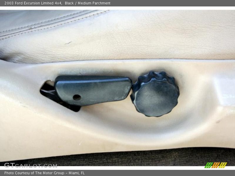 Black / Medium Parchment 2003 Ford Excursion Limited 4x4