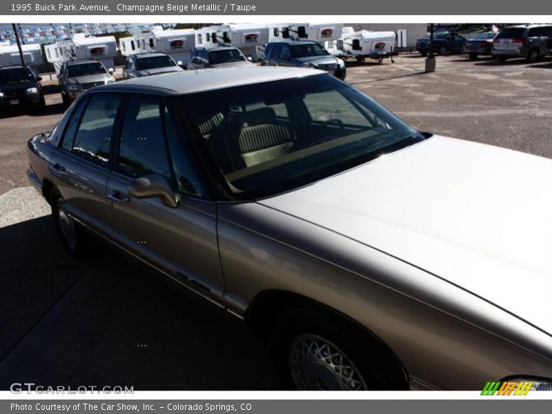 Champagne Beige Metallic / Taupe 1995 Buick Park Avenue