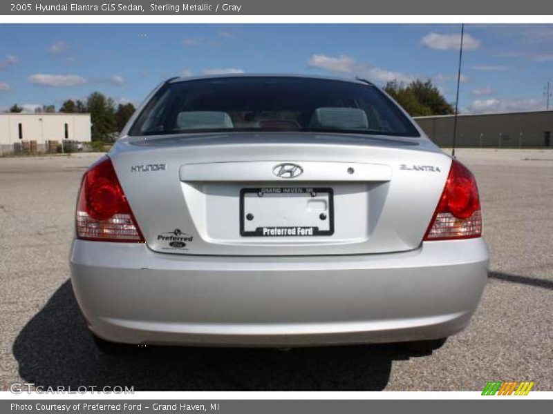 Sterling Metallic / Gray 2005 Hyundai Elantra GLS Sedan
