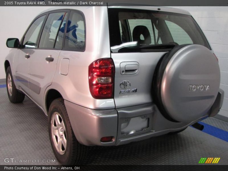 Titanium Metallic / Dark Charcoal 2005 Toyota RAV4 4WD
