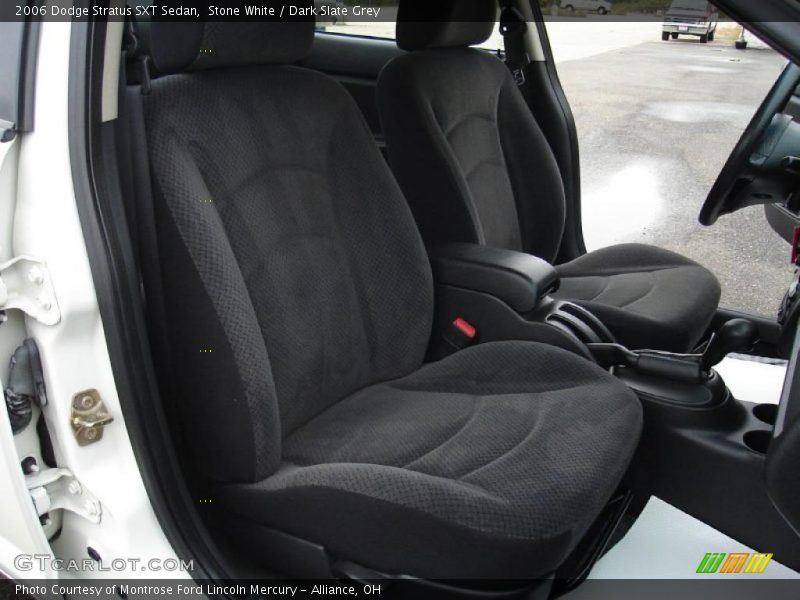 Stone White / Dark Slate Grey 2006 Dodge Stratus SXT Sedan