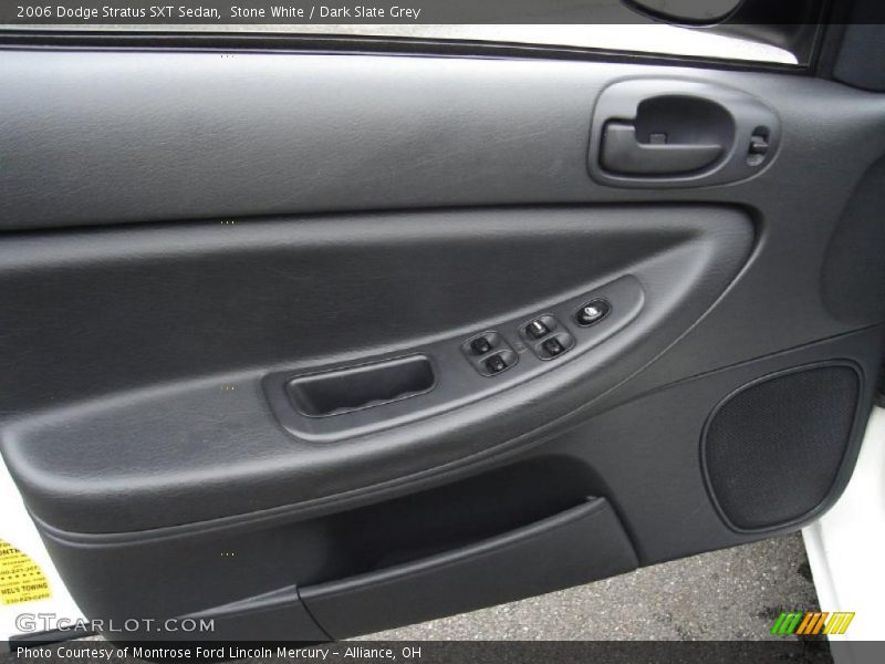 Stone White / Dark Slate Grey 2006 Dodge Stratus SXT Sedan