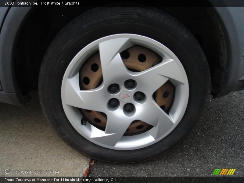 Frost White / Graphite 2003 Pontiac Vibe