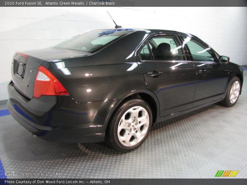 Atlantis Green Metallic / Charcoal Black 2010 Ford Fusion SE
