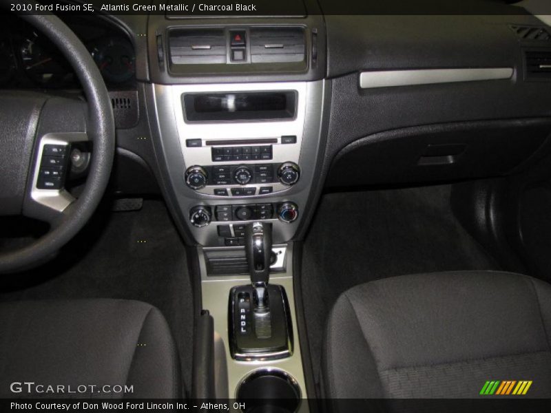 Atlantis Green Metallic / Charcoal Black 2010 Ford Fusion SE