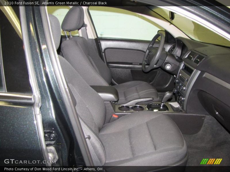 Atlantis Green Metallic / Charcoal Black 2010 Ford Fusion SE