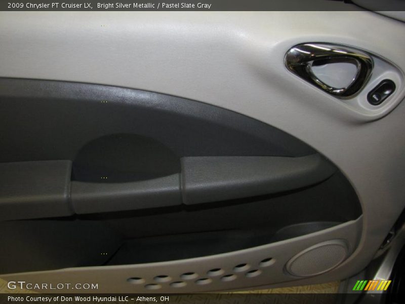 Bright Silver Metallic / Pastel Slate Gray 2009 Chrysler PT Cruiser LX