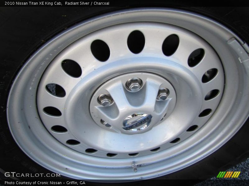 Radiant Silver / Charcoal 2010 Nissan Titan XE King Cab