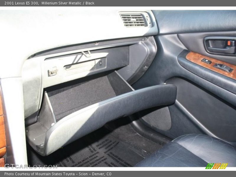 Millenium Silver Metallic / Black 2001 Lexus ES 300
