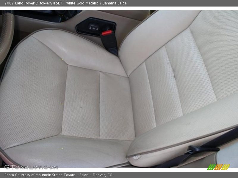 White Gold Metallic / Bahama Beige 2002 Land Rover Discovery II SE7