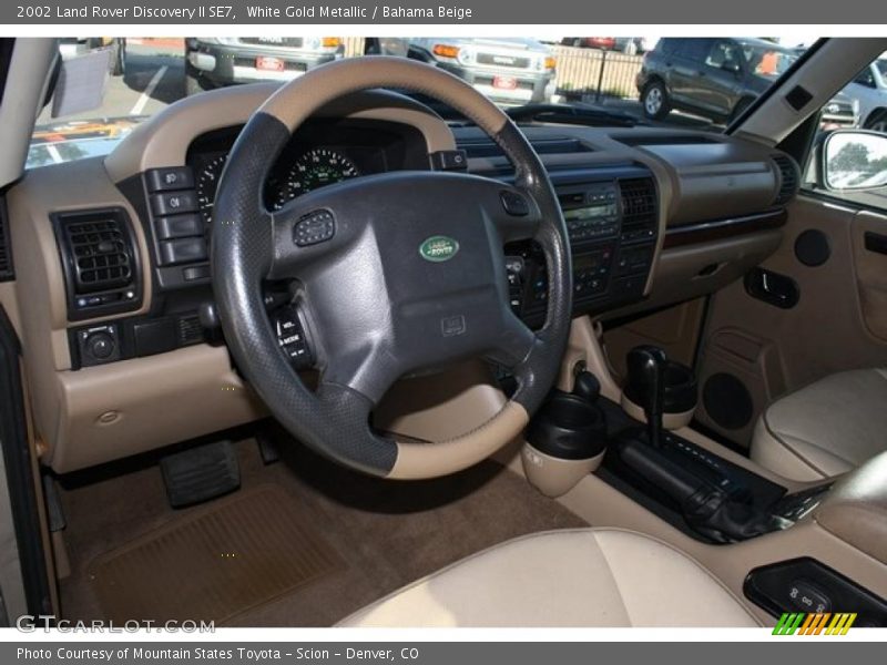 White Gold Metallic / Bahama Beige 2002 Land Rover Discovery II SE7