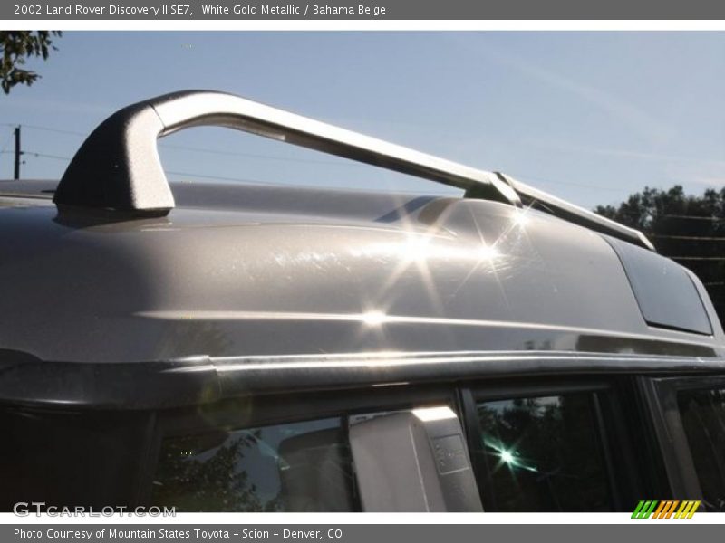 White Gold Metallic / Bahama Beige 2002 Land Rover Discovery II SE7