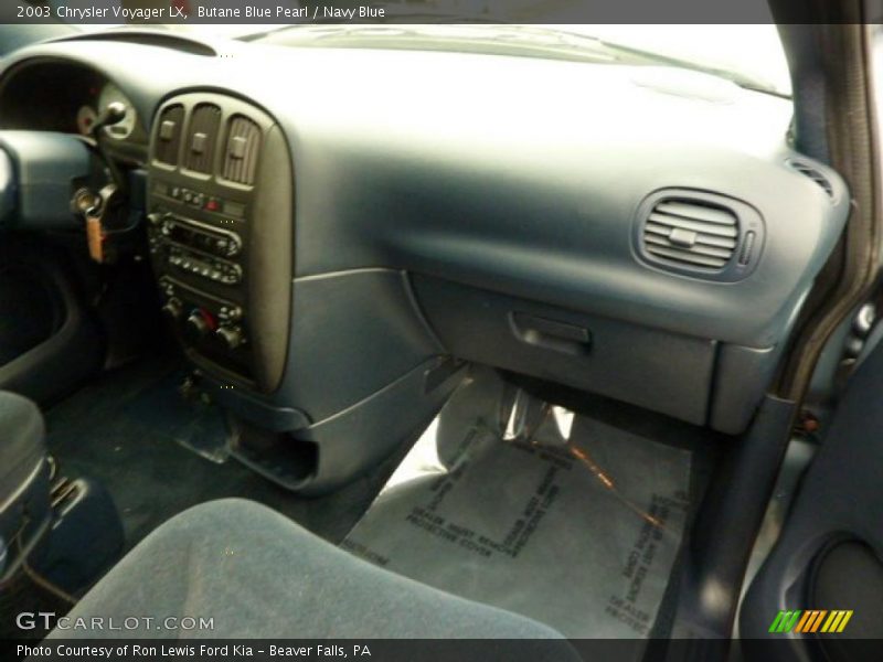 Butane Blue Pearl / Navy Blue 2003 Chrysler Voyager LX