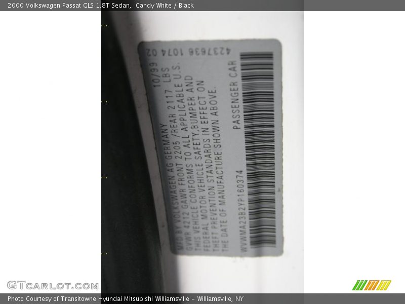 Candy White / Black 2000 Volkswagen Passat GLS 1.8T Sedan