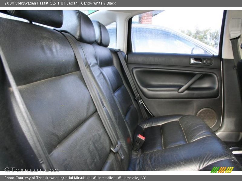 Candy White / Black 2000 Volkswagen Passat GLS 1.8T Sedan
