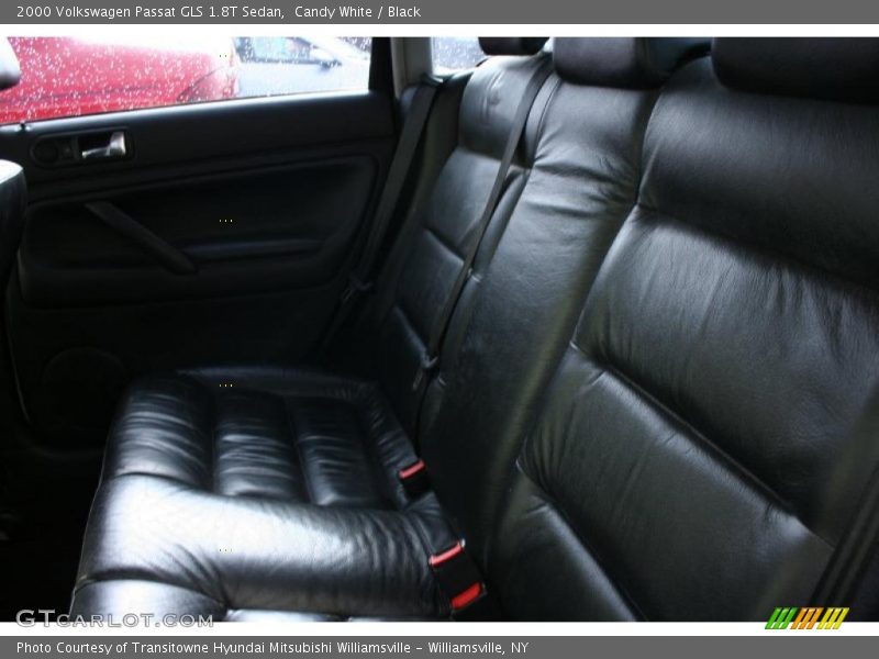 Candy White / Black 2000 Volkswagen Passat GLS 1.8T Sedan