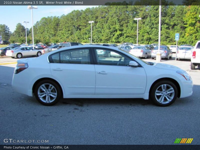 Winter Frost White / Blond 2010 Nissan Altima 3.5 SR