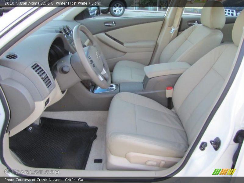 Winter Frost White / Blond 2010 Nissan Altima 3.5 SR