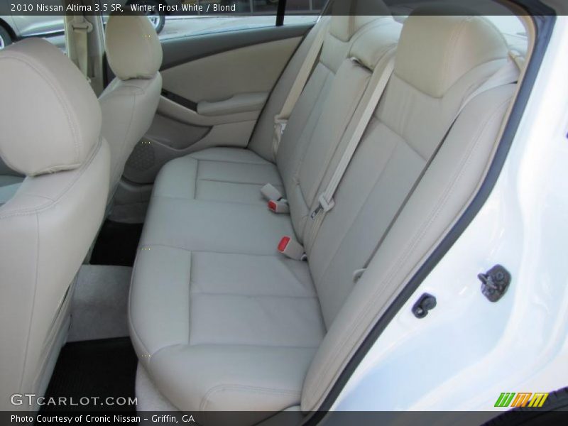 Winter Frost White / Blond 2010 Nissan Altima 3.5 SR
