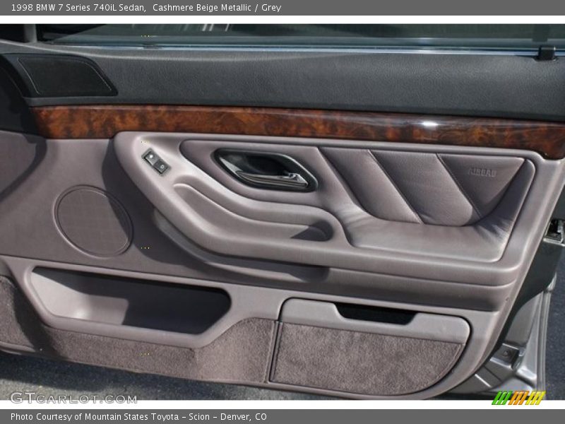 Cashmere Beige Metallic / Grey 1998 BMW 7 Series 740iL Sedan