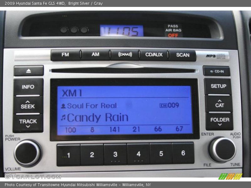 Bright Silver / Gray 2009 Hyundai Santa Fe GLS 4WD