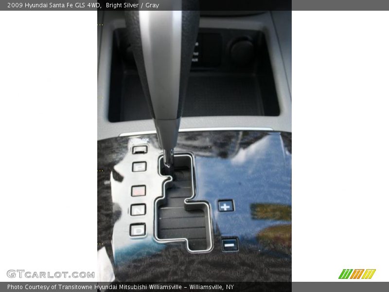 Bright Silver / Gray 2009 Hyundai Santa Fe GLS 4WD