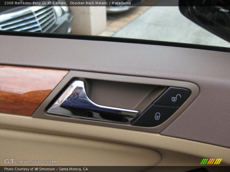 Obsidian Black Metallic / Macadamia 2008 Mercedes-Benz GL 450 4Matic