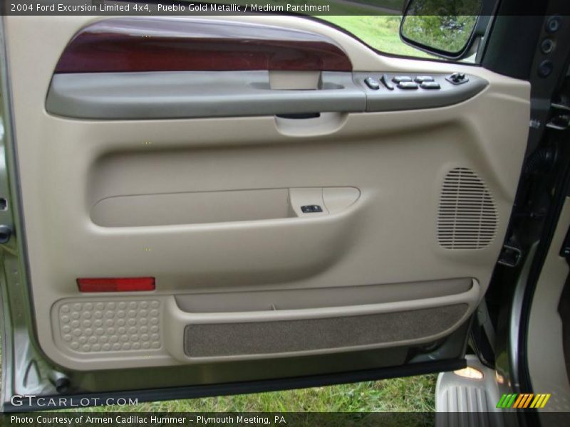 Pueblo Gold Metallic / Medium Parchment 2004 Ford Excursion Limited 4x4
