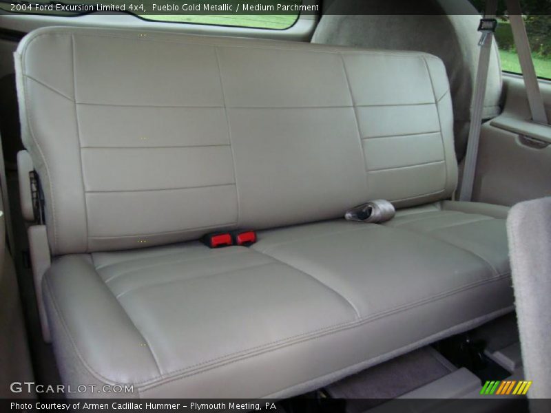 Pueblo Gold Metallic / Medium Parchment 2004 Ford Excursion Limited 4x4