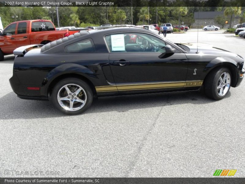 Black / Light Graphite 2007 Ford Mustang GT Deluxe Coupe