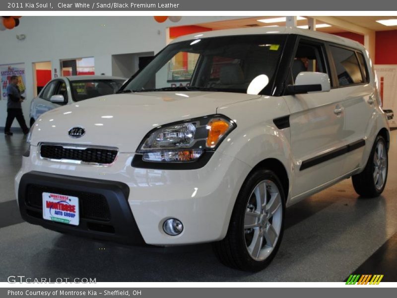 Clear White / Sand/Black Premium Leather 2011 Kia Soul !