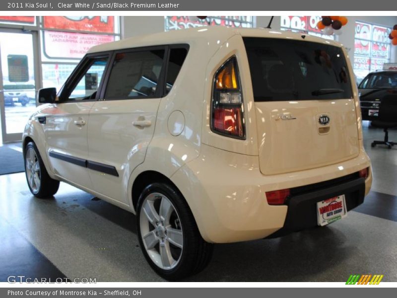 Clear White / Sand/Black Premium Leather 2011 Kia Soul !