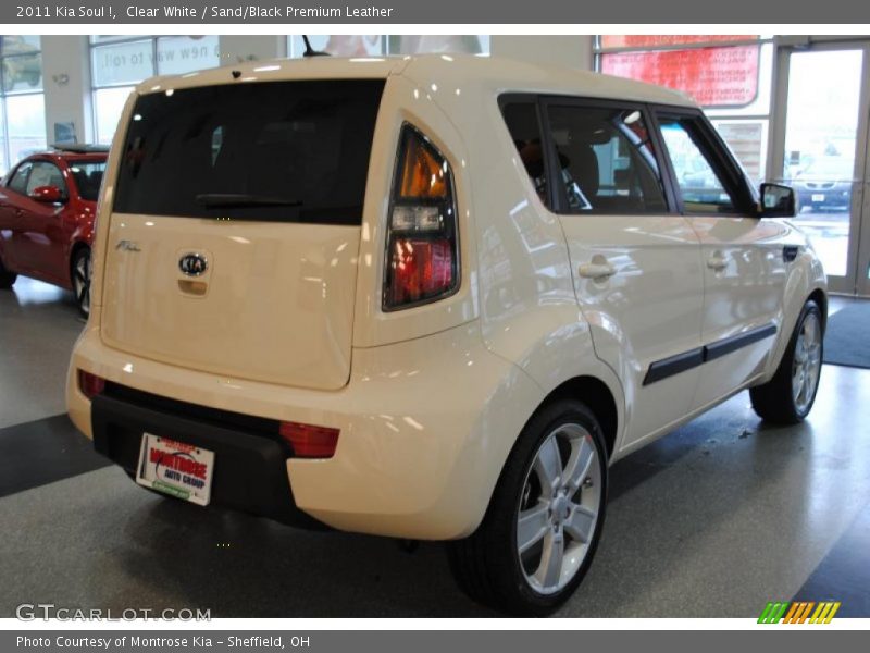 Clear White / Sand/Black Premium Leather 2011 Kia Soul !