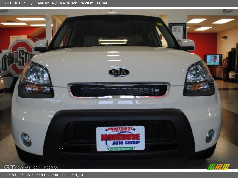 Clear White / Sand/Black Premium Leather 2011 Kia Soul !