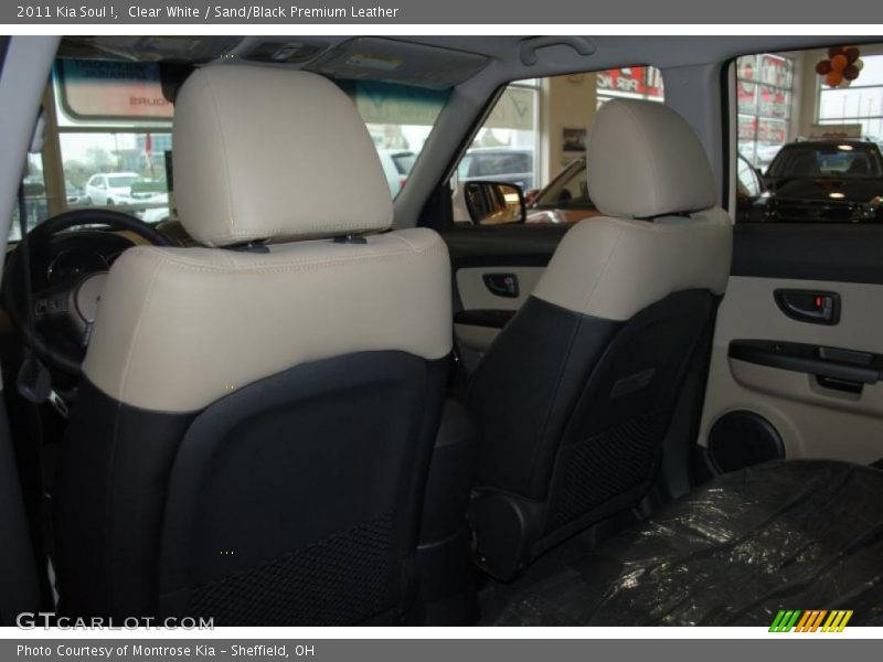 Clear White / Sand/Black Premium Leather 2011 Kia Soul !
