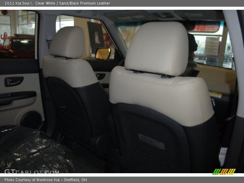Clear White / Sand/Black Premium Leather 2011 Kia Soul !