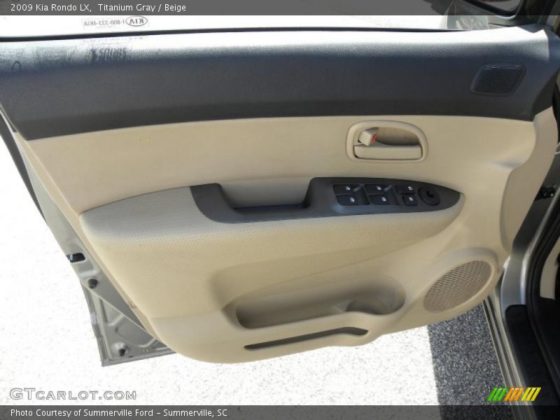 Titanium Gray / Beige 2009 Kia Rondo LX