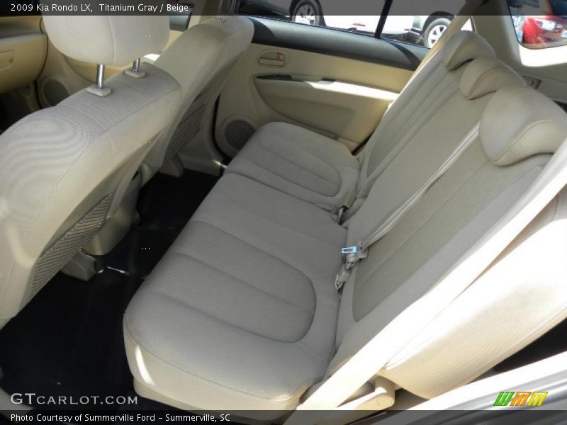 Titanium Gray / Beige 2009 Kia Rondo LX