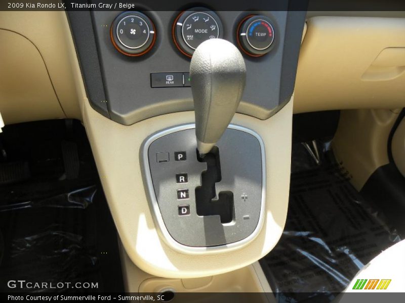 Titanium Gray / Beige 2009 Kia Rondo LX