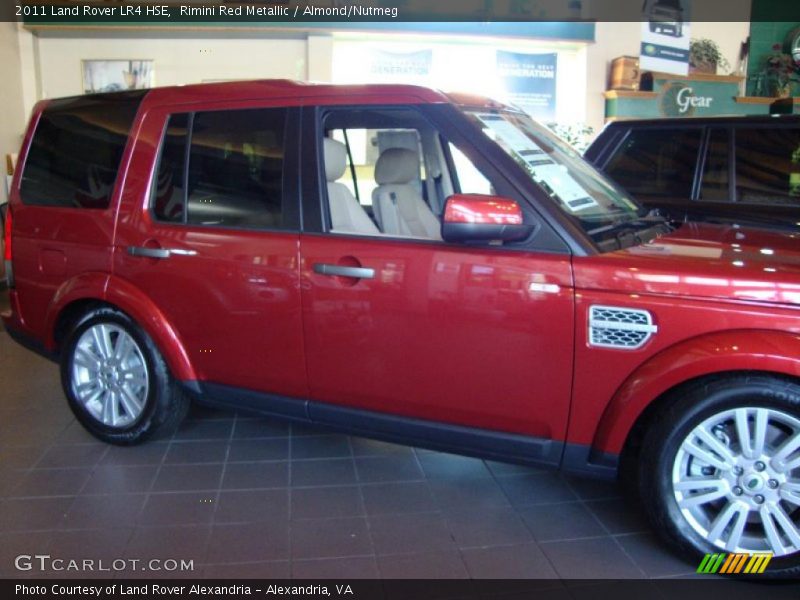 Rimini Red Metallic / Almond/Nutmeg 2011 Land Rover LR4 HSE