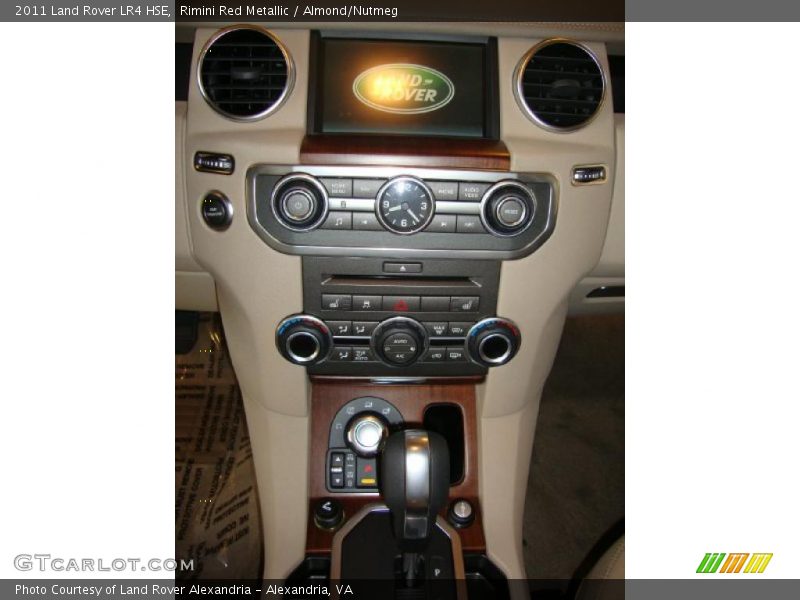 Rimini Red Metallic / Almond/Nutmeg 2011 Land Rover LR4 HSE