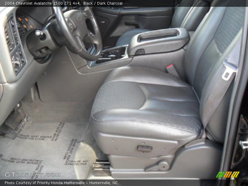 Black / Dark Charcoal 2004 Chevrolet Avalanche 1500 Z71 4x4