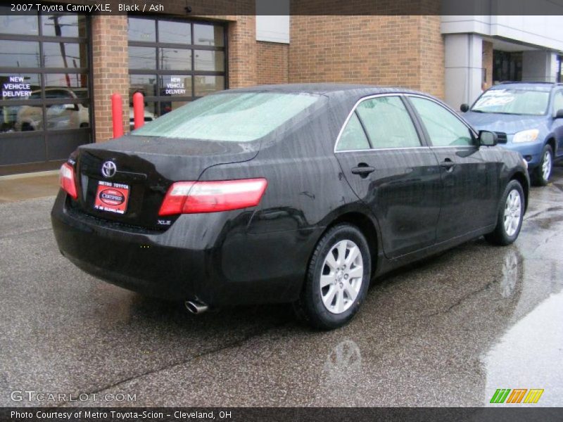 Black / Ash 2007 Toyota Camry XLE