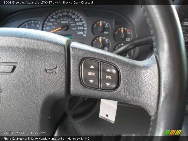 Black / Dark Charcoal 2004 Chevrolet Avalanche 1500 Z71 4x4