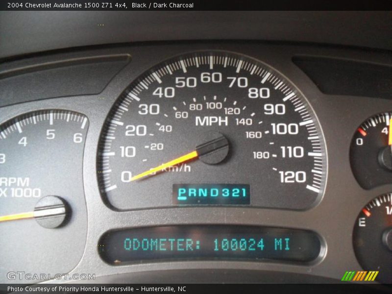 Black / Dark Charcoal 2004 Chevrolet Avalanche 1500 Z71 4x4
