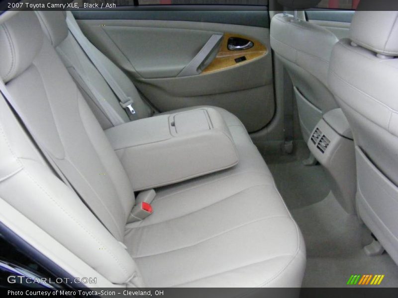 Black / Ash 2007 Toyota Camry XLE