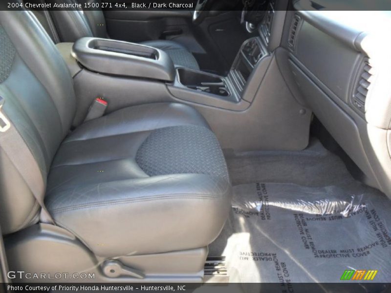 Black / Dark Charcoal 2004 Chevrolet Avalanche 1500 Z71 4x4
