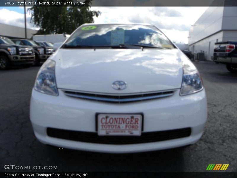 Super White / Gray 2006 Toyota Prius Hybrid