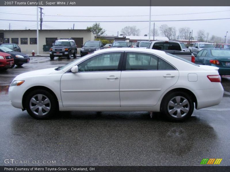 Super White / Ash 2007 Toyota Camry LE